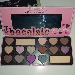 Too Faced Chocolate eyeshadow palette